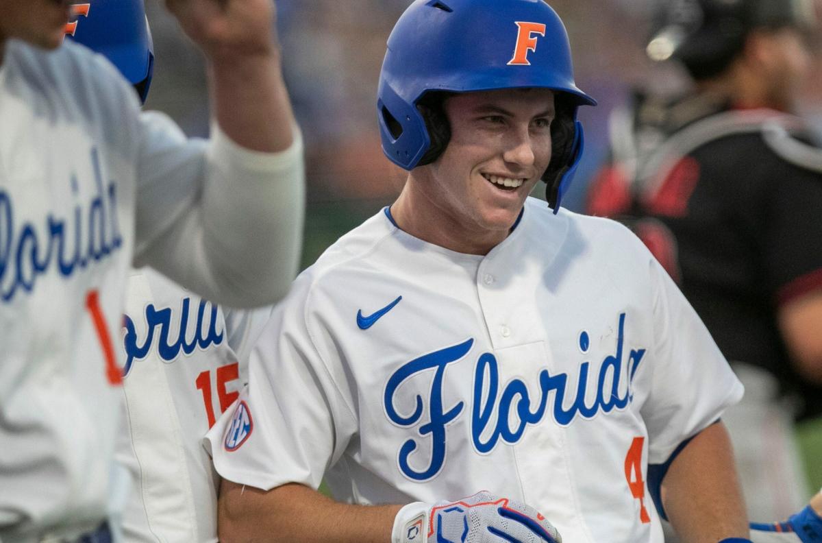 Florida baseball inches back upward in latest USA TODAY Sports Coaches Poll