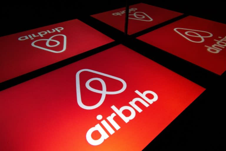 La plateforme Airbnb a signé une convention pour lutter contre l'exploitation sexuelle et la traite des êtres humains dans les hébergements qu'elle propose, à l'occasion des JO cet été à Paris et après (Lionel BONAVENTURE)