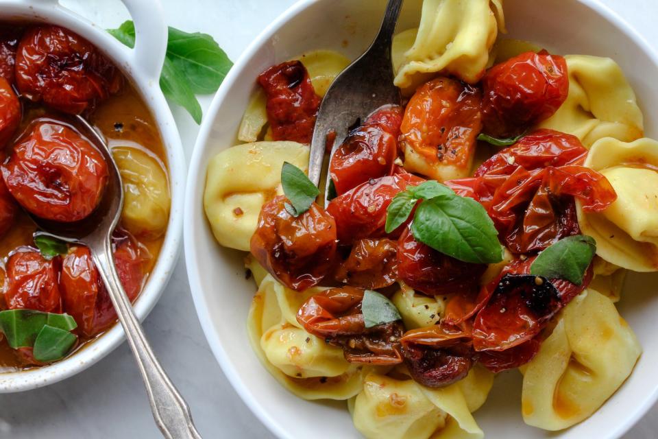 cheese tortellini with tomatoes and basi