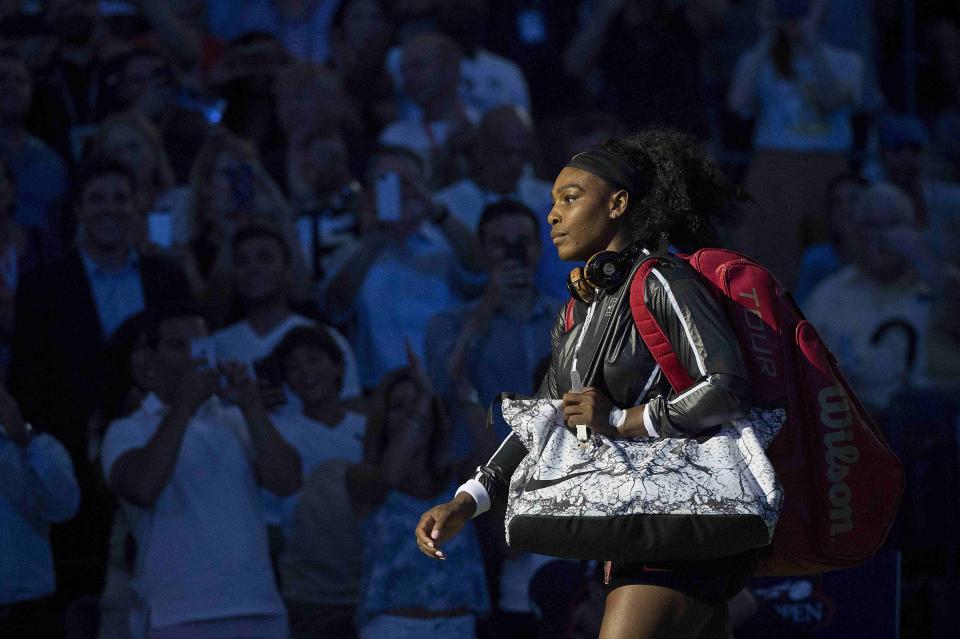 Serena Williams of the U.S. walks on the court before her match against Vitalia Diatchenko of Russia at the U.S. Open Championships tennis tournament in New York, August 31, 2015. REUTERS/Carlo Allegri