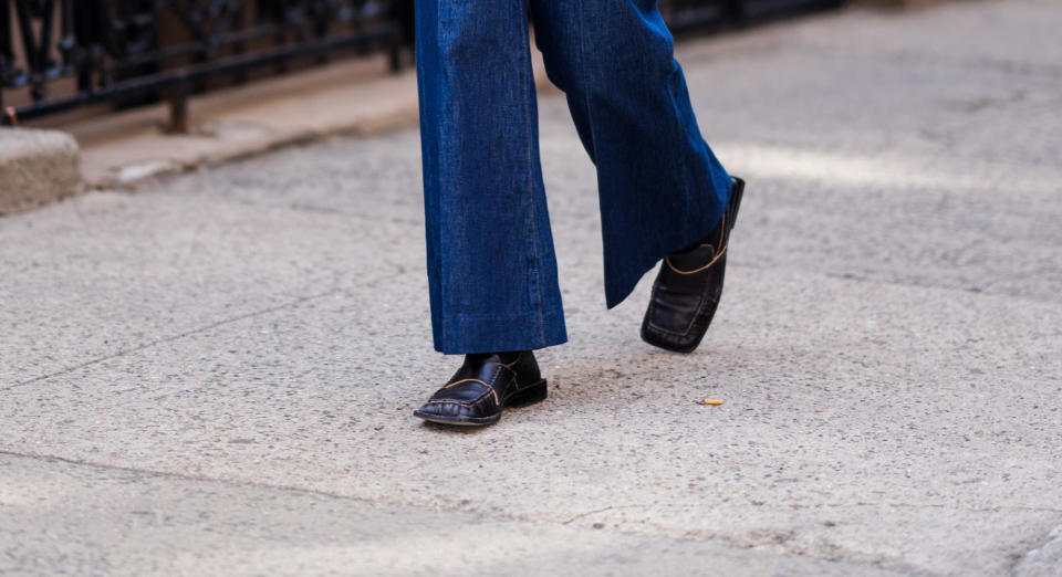 Katie Holmes, acne studios, loafers, square toe, square toe loafer