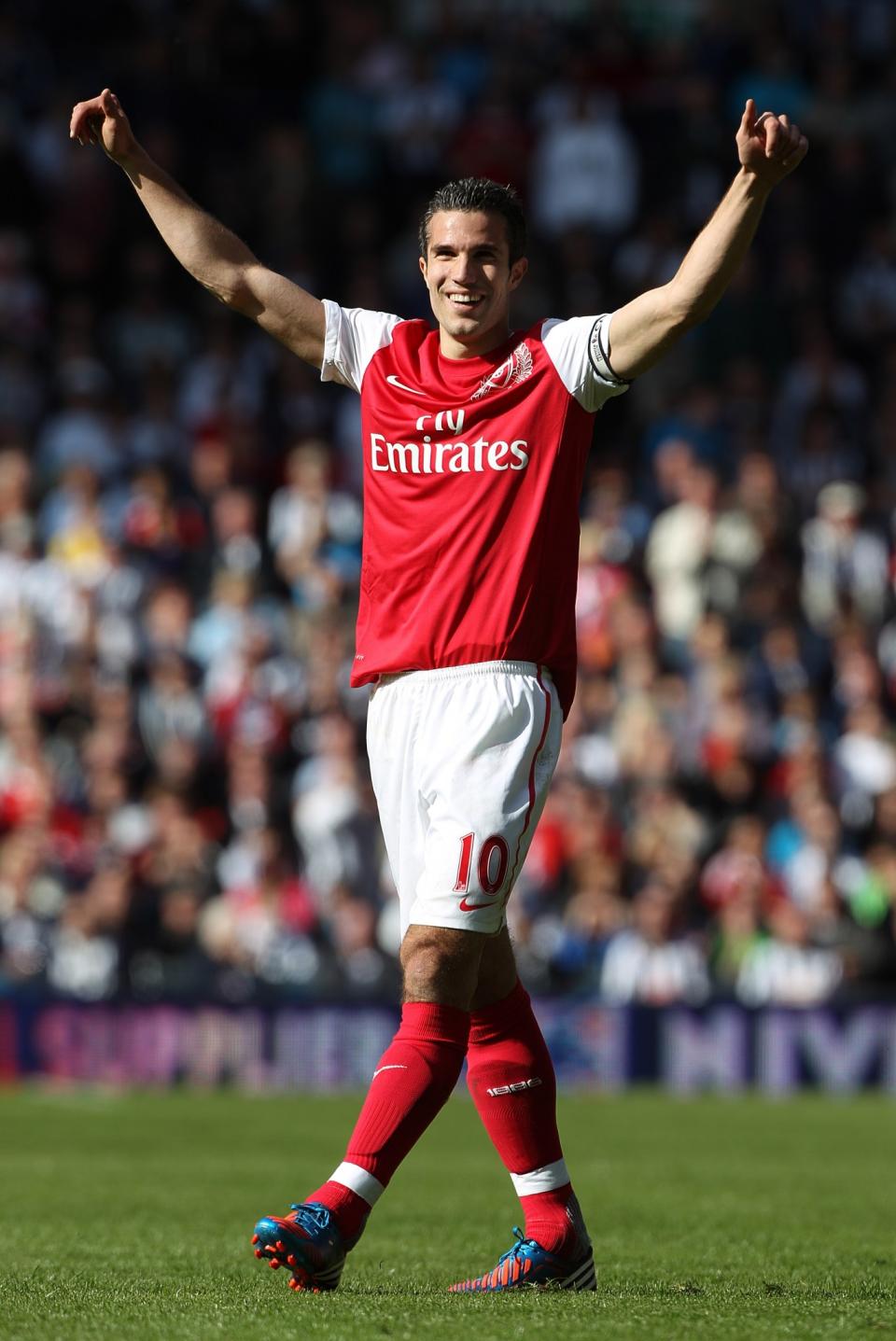 <p>The Dutch striker scored 30 goals in 38 games during his last season with Arsenal. This impressive performance was not enough to lead them to another League title, as they only finished third. </p>