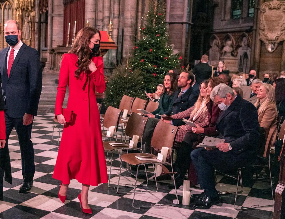 The sweet moment when Kate Middleton spots her parents and siblings in the audience at the Christmas concert