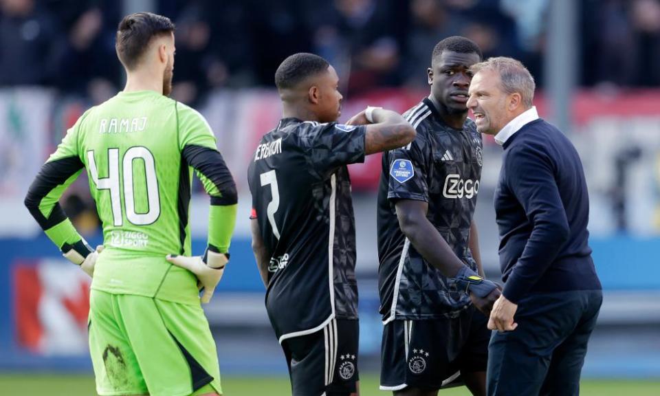 Manager Maurice Steijn tries to talk to his Ajax players during a delay to Sunday’s game at Utrecht due to fan behaviour. He was sacked after a fourth successive league defeat.