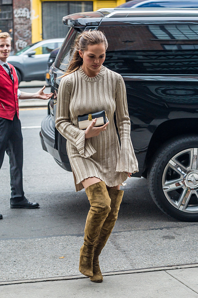 Chrissy Teigen lleva unos días en la ciudad de Nueva York y fue captada haciendo diligencias.