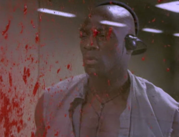 Adewale Akinnuoye-Agbaje in <em>Oz</em> (Credit: HBO)