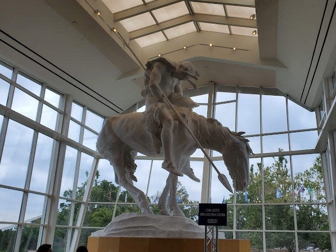 A view of a statue in National Cowboy and Western Heritage Museum