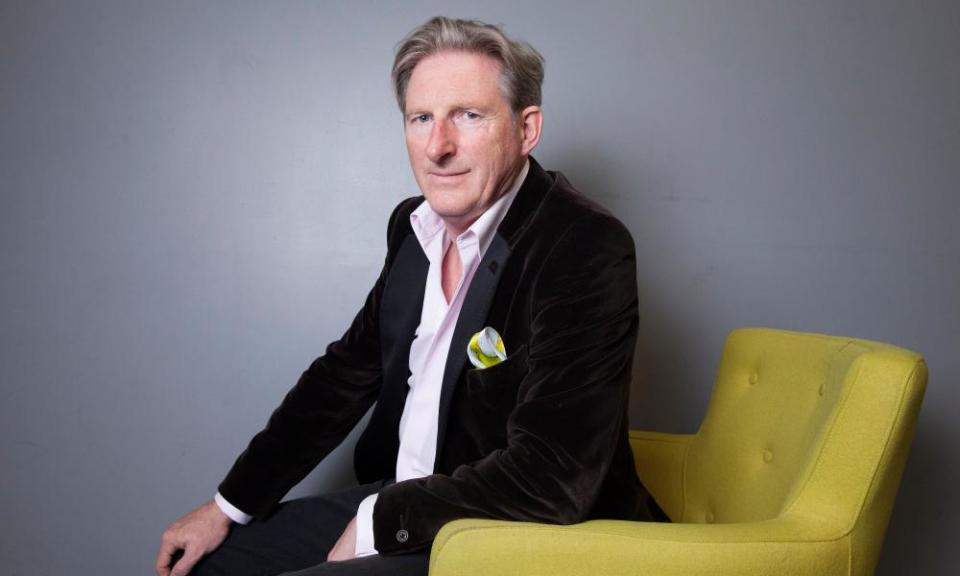 Adrian Dunbar will read poems by Seamus Heaney at Féile an Phobail.