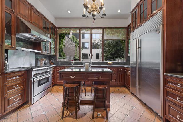 <p>concierge auctions</p> Morgan's townhouse kitchen