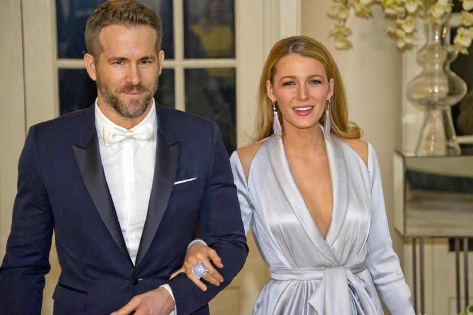 Ryan Reynolds and Blake Lively arrive for the State Dinner honouring Canadian Prime Minister Justin Trudeau at the White House in 2016 (Ron Sachs-Pool / Getty)