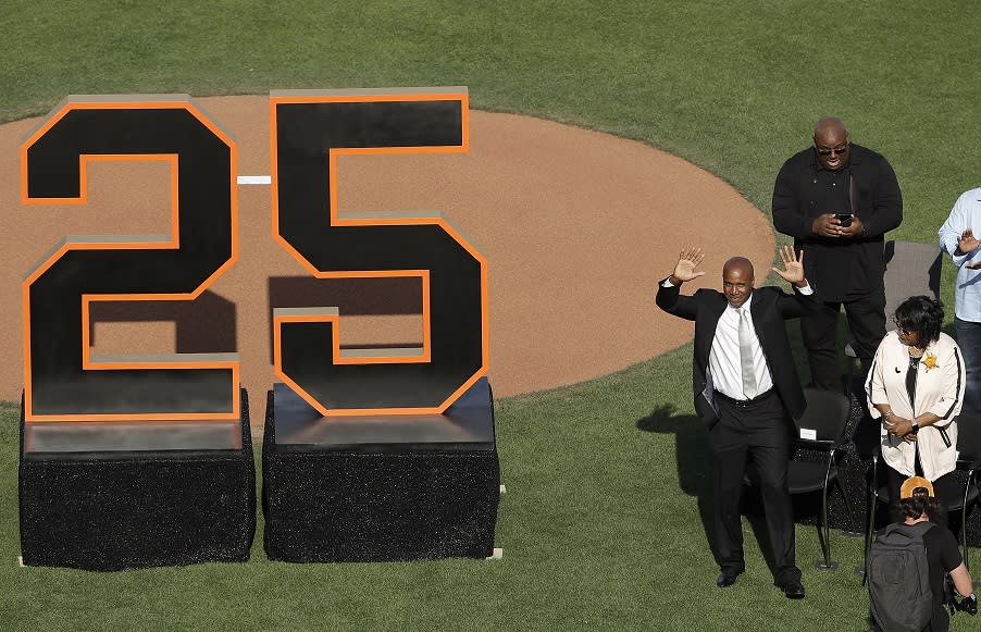 Willie McCovey says 'it's a sin' Barry Bonds isn't in the Hall of Fame