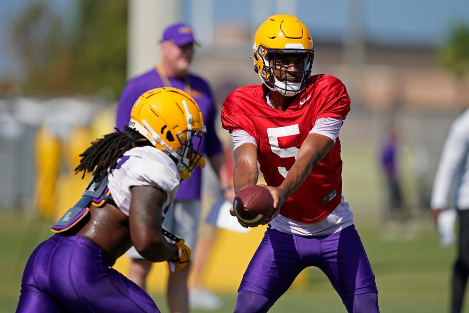 Will Jayden Daniels and the LSU football team beat Florida State in their Week 1 college football game on Sunday?