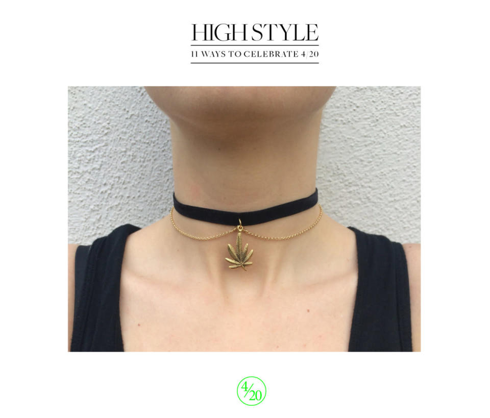 Weed Leaf Choker with Chain