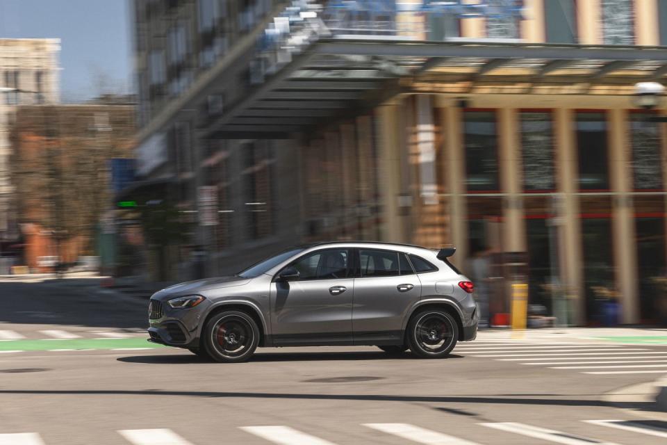 2024 mercedes amg gla35