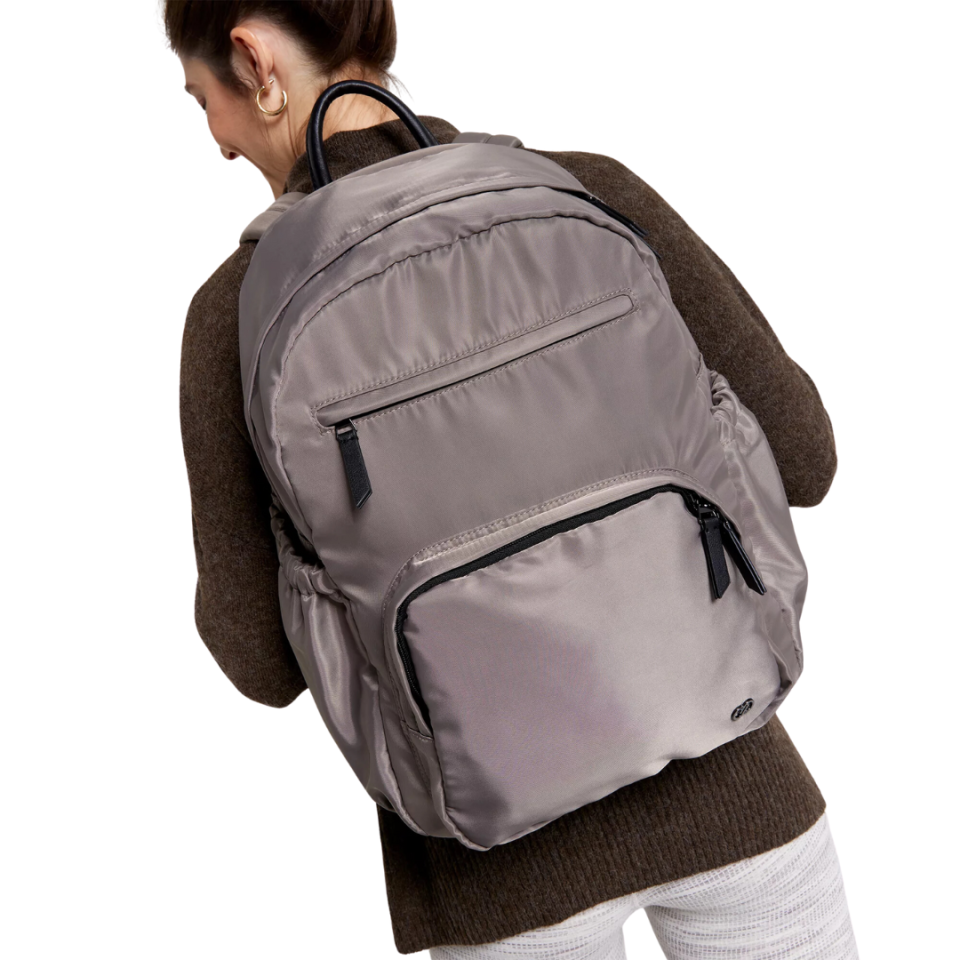 10 Best Laptop Backpacks According to Pro Stylists 2024