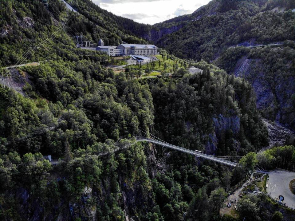 Central hidroeléctrica de Vemork y planta de agua pesada, en Rjukan.