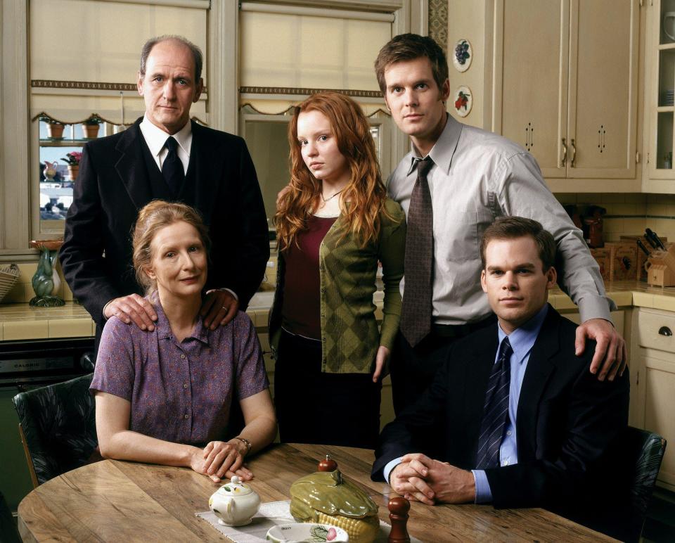 The cast of Six Feet Under which first aired on HBO in 2001. Photo: PA/Alamy