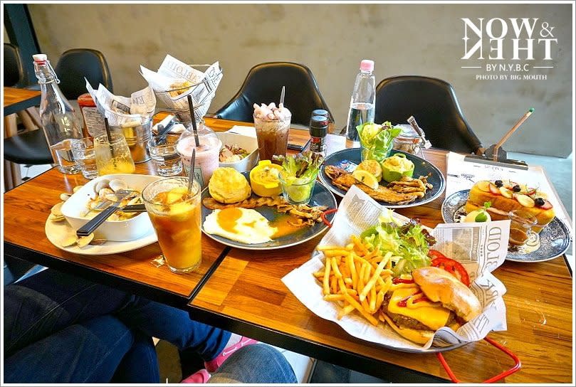 【高雄美食】早午餐、輕食推薦！駁二義大倉庫工業風聚餐好地方