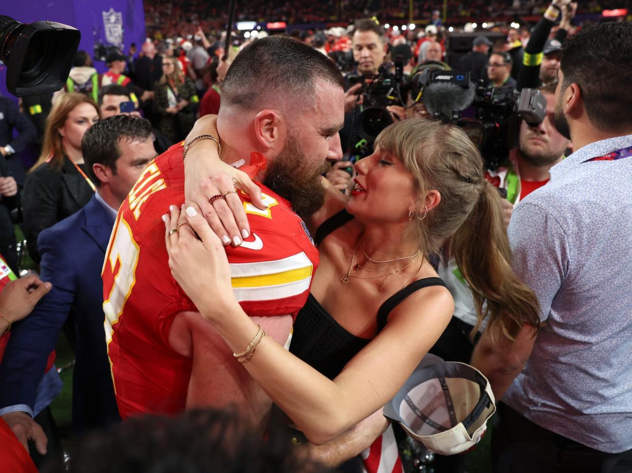 Tylor Swift and Travis Kelce.