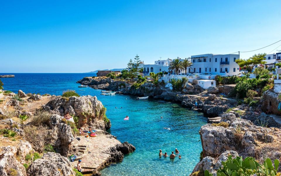 The picturesque seaside village Avlemonas or Avlemon in Kythera island, Greece. - PitK / Alamy Stock Photo 