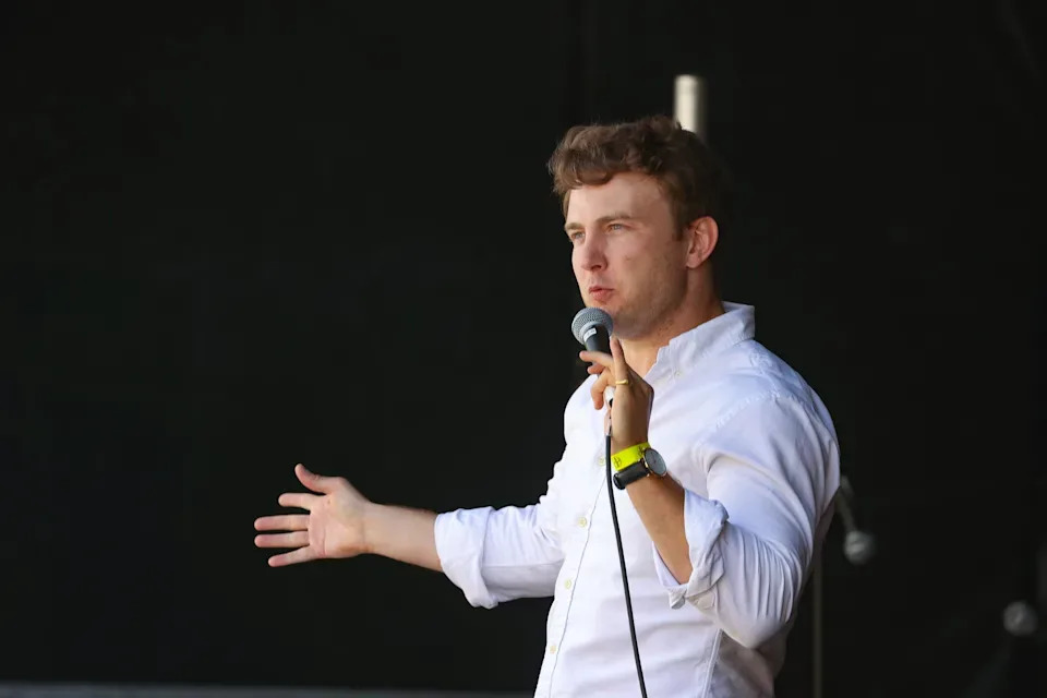 Comedian Tom Houghton hat das Glück, im Tower of London leben zu können. (Bild: Getty Images)