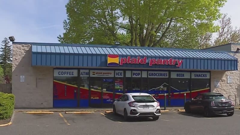 The Plaid Pantry on Hayden Island in Portland, April 23, 2024 (KOIN)