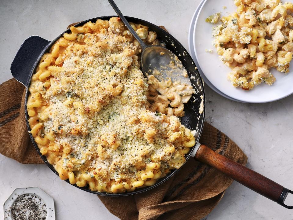 Buffalo Chicken Mac and Cheese