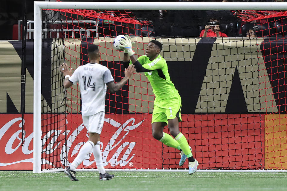 Sean Johnson fue el héroe de la jornada en el Mercedes-Benz Stadium. (David J. Griffin/Icon Sportswire via Getty Images)