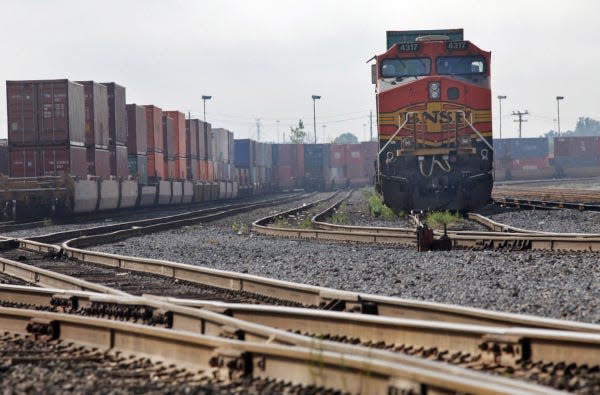 The Association of American Railroads called the proposed Freight Rail Shipping Fair Market Act an “untenable bill that could further exacerbate current supply chain and service challenges,” while the American Chemistry Council welcomed the “sensible legislative package.”