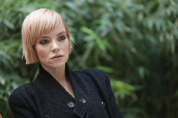 MILAN, ITALY – SEPTEMBER 24: Lily Allen ahead of the Giorgio Armani fashion show during the Milan Fashion Week Womenswear Spring/Summer 2024 on September 24, 2023 in Milan, Italy. (Photo by Vittorio Zunino Celotto/Getty Images)