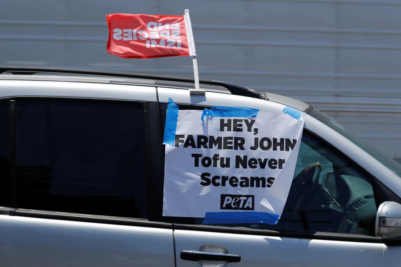 PETA protest during COVID-19 outbreak in California