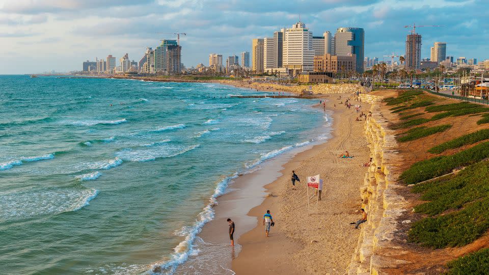 For Lauren Gumport, the weather in Tel Aviv was a big factor in her decision to move there. - Eyal Nahmias/Alamy Stock Photo