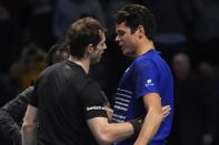 Britain Tennis - Barclays ATP World Tour Finals - O2 Arena, London - 19/11/16 Great Britain's Andy Murray and Canada's Milos Raonic after their semi final match Reuters / Toby Melville Livepic