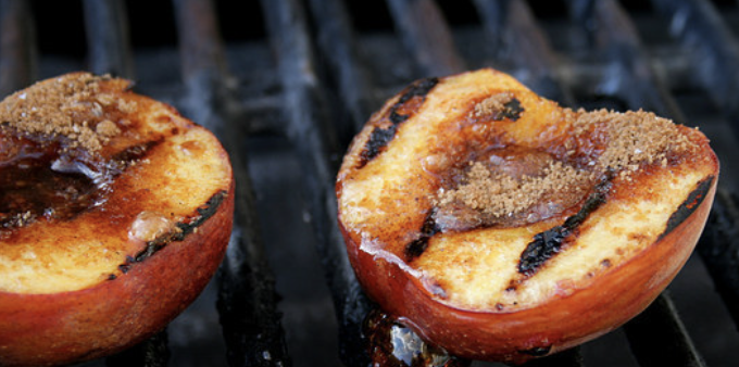 Let's throw another peach on the barbie, duh. Recipe: Grilled Peaches 