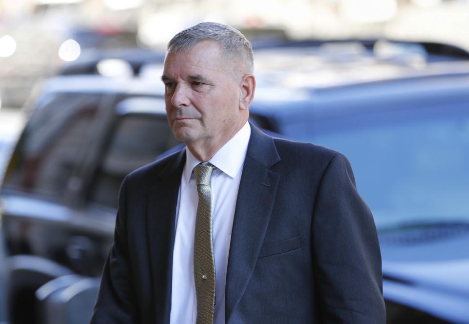 Retired Marine Gen. James Cartwright arrives at U.S. District Court in Washington, Oct. 17, 2016. (Photo: Pablo Martinez Monsivais/AP)