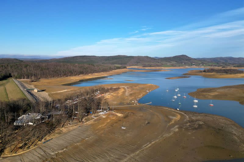 French lake dries up due to winter drought, threatening farming and tourism