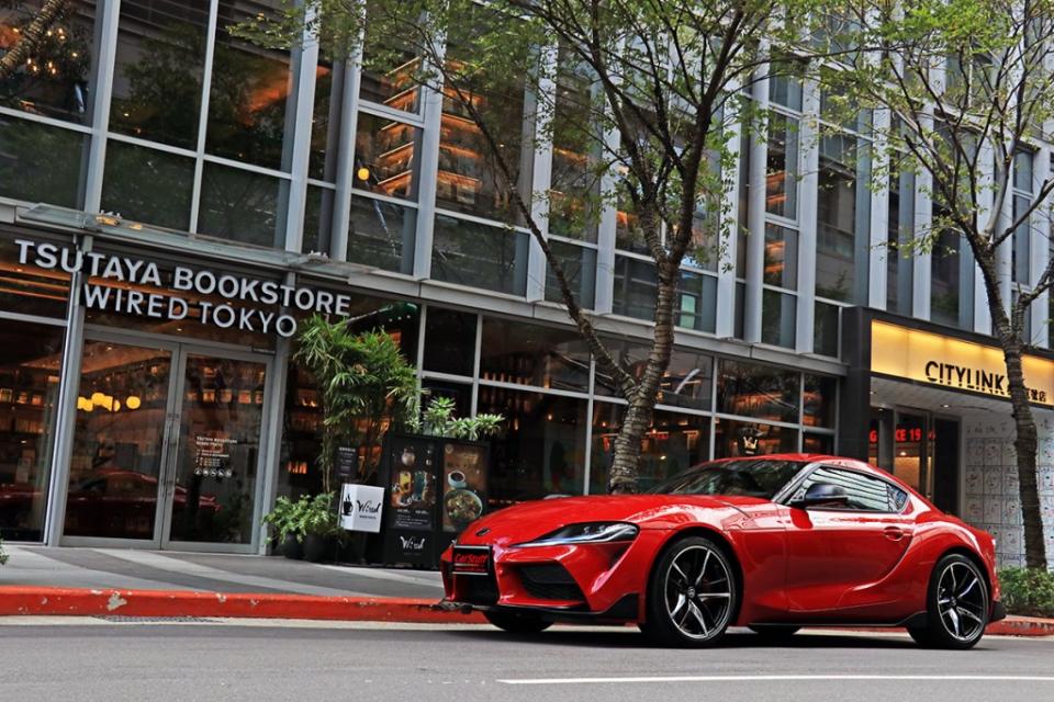 the-sports-of-toyota-2019-toyota-gr-supra-3-0