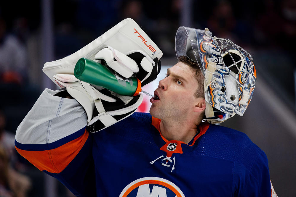 Boston Bruins: Would it be worth enquiring on NY Rangers' goalie?