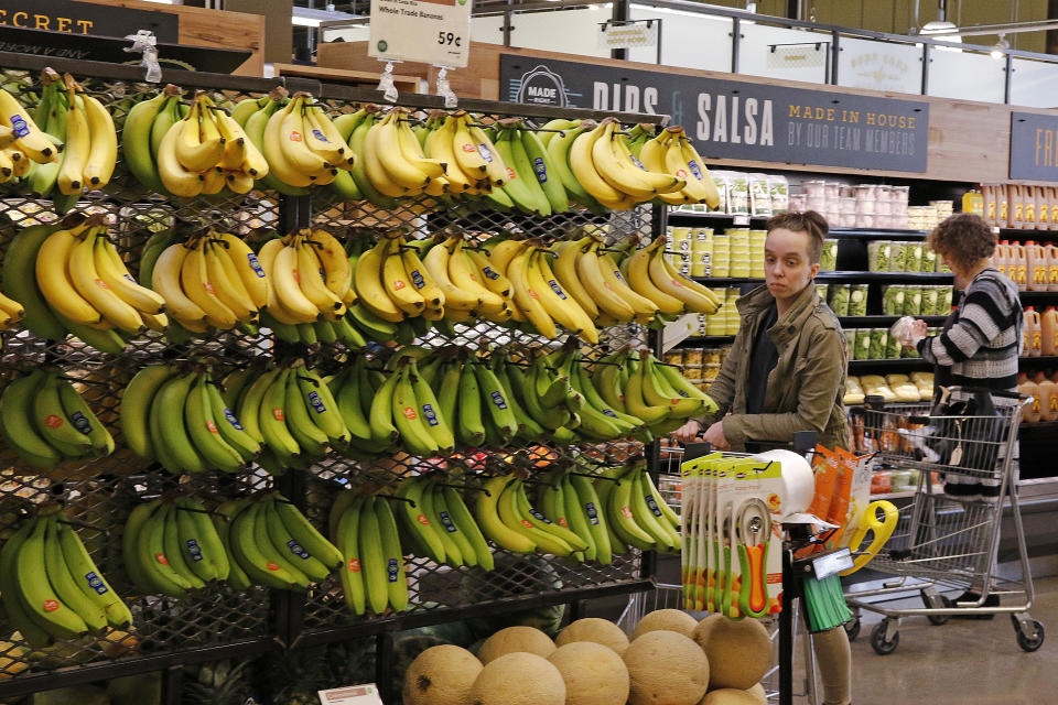 Whole Foods Market以健康及有機食物為主打，價格亦較高。 (AP Photo/Gene J. Puskar)