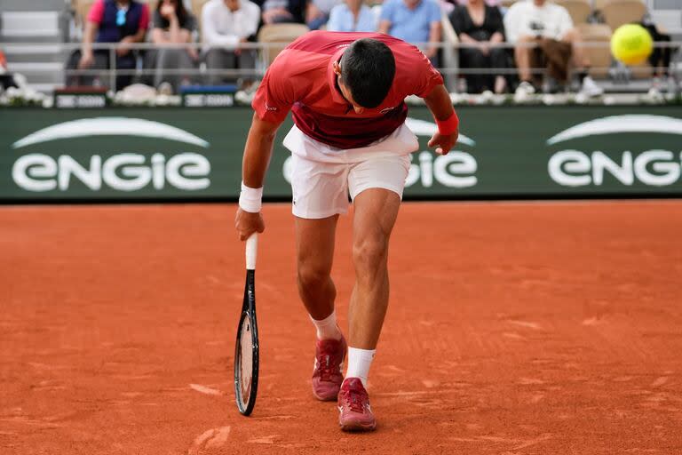 Las dificultades de desplazamiento de Djokovic se hicieron evidentes durante varios pasajes del partido ante Cerúndolo