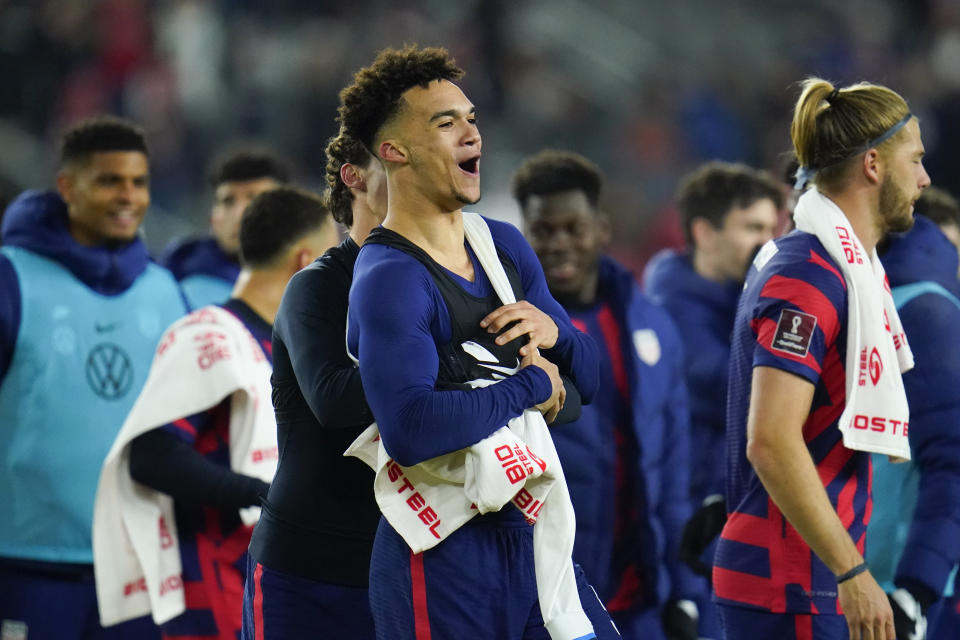 United States' Antonee Robinson, center, reacts after a FIFA World Cup qualifying soccer match against El Salvador, Thursday, Jan. 27, 2022, in Columbus, Ohio. Robinson scored the only goal of the match and the U.S. won 1-0. (AP Photo/Julio Cortez)