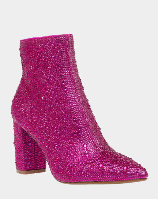 carrie underwood pink rhinestone boots