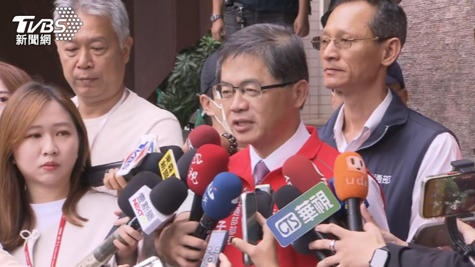 MOTC head: Tainan railway project set for 2026 completion (TVBS News)