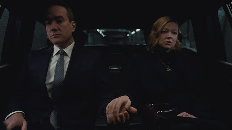 Matthew Macfadyen y Sarah Snook en 'Succession' de HBO