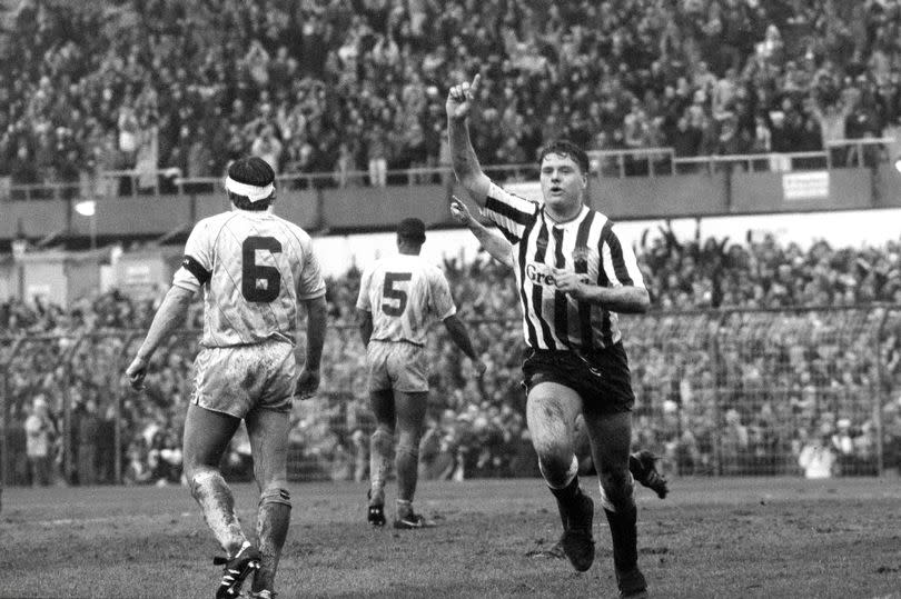 Gascoigne was Newcastle's homegrown hero. -Credit:Danny Brannigan/Hulton Archive