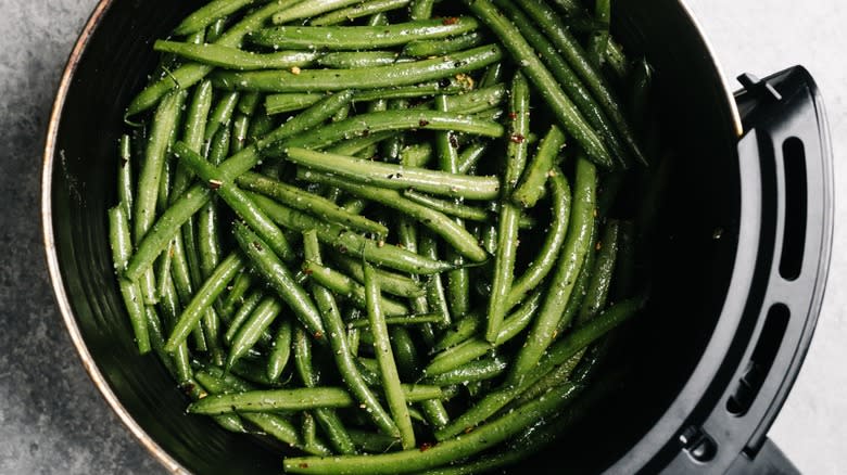 Air-fried green beans