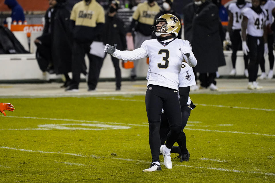 New Orleans Saints kicker Wil Lutz (3) watches as his field goal in overtime sails through the goalposts during overtime of an NFL football game in Chicago, Sunday, Nov. 1, 2020. The Saints defeated the Bears 26-23.(AP Photo/Nam Y. Huh)