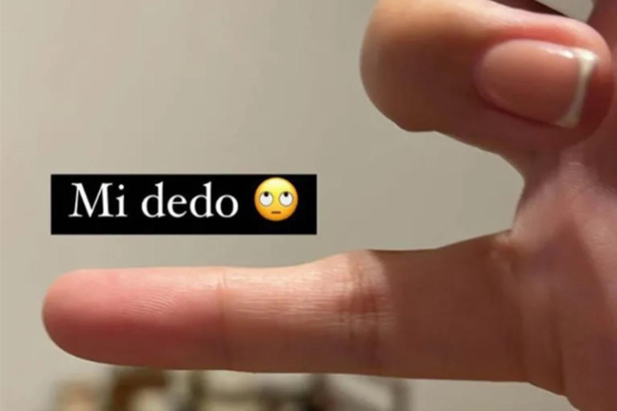 El micromóvil, el teléfono más pequeño que un dedo pulgar