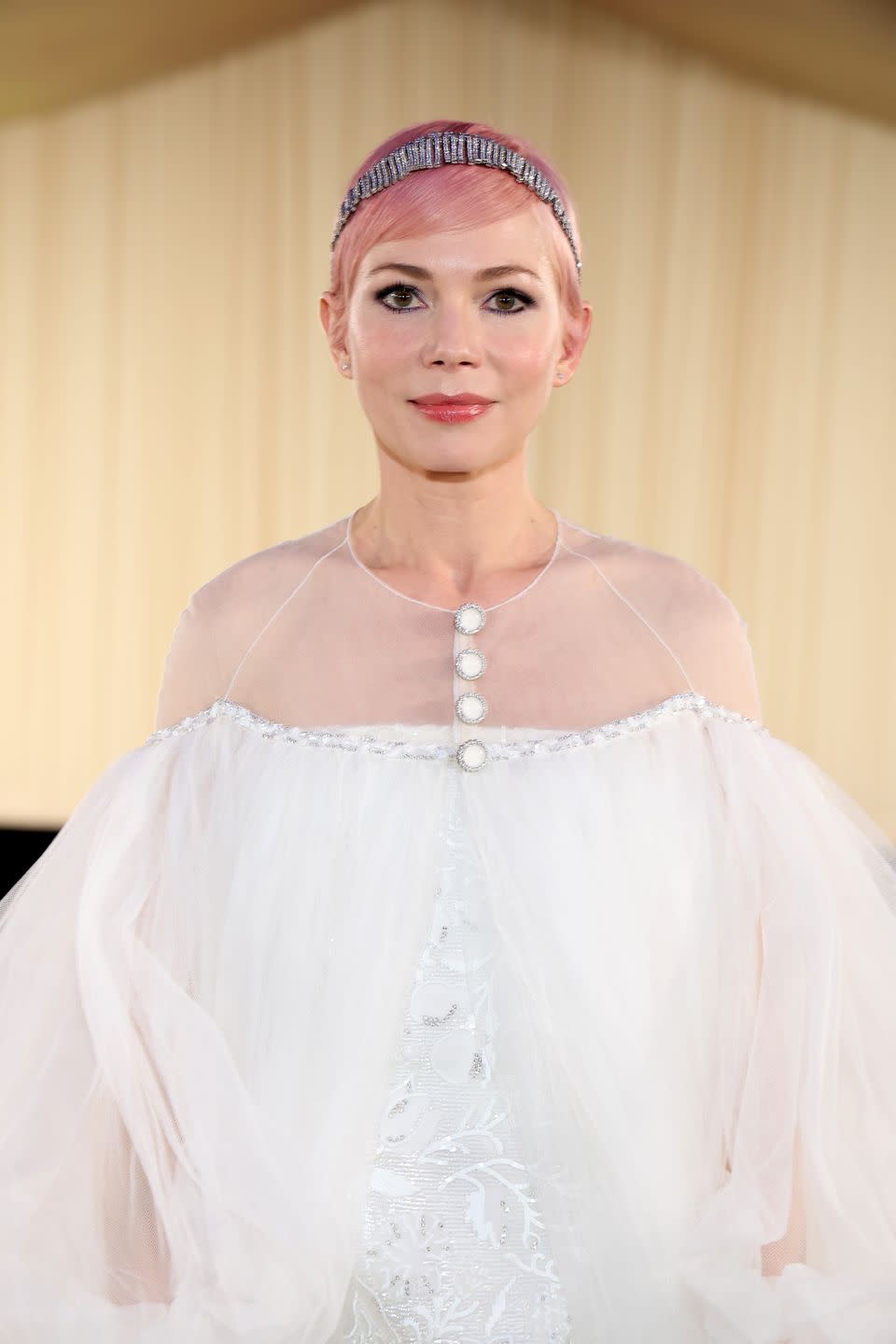 michelle williams met gala pink hair