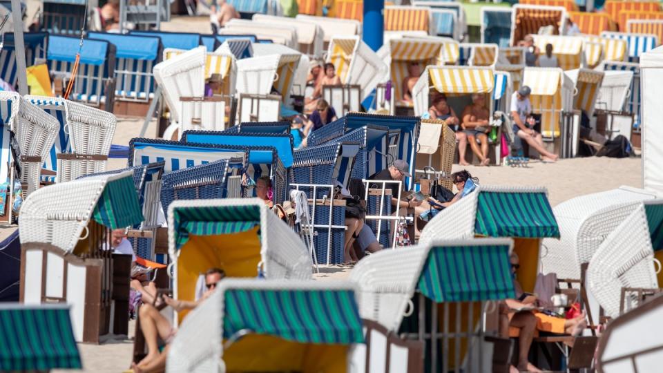 Bessere Zeiten: Strandkörbe im Seebad Ahlbeck auf Usedom.